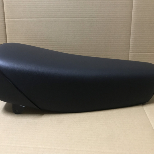 1973 1974 1975 1976 1977 1978 Honda CR125 CR125M CR 125 Elsinore Motorcycle Seat With Metal Pan New.